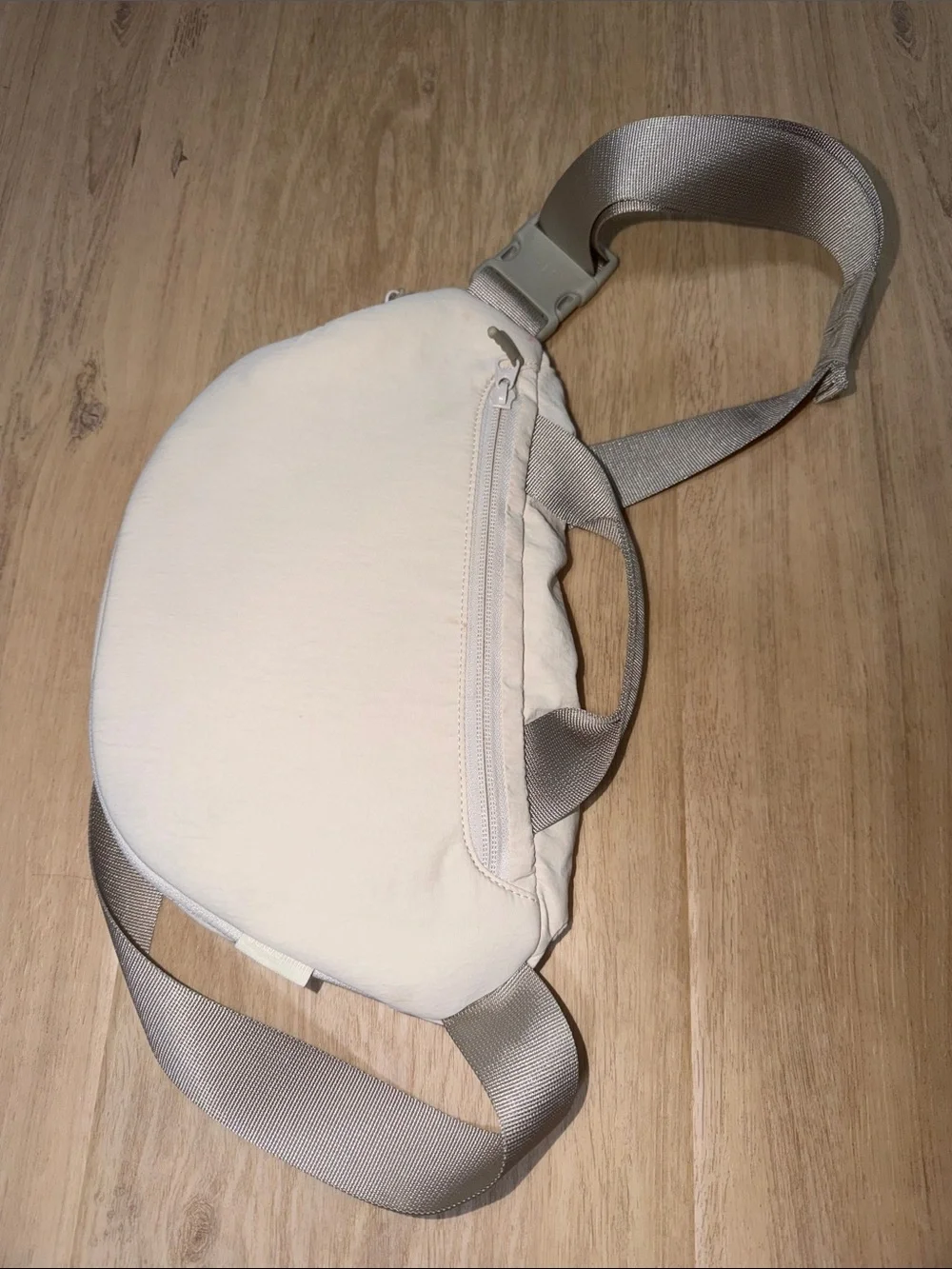 Lululemon Lunar New Year Curved Crossbody Bag 3L cream